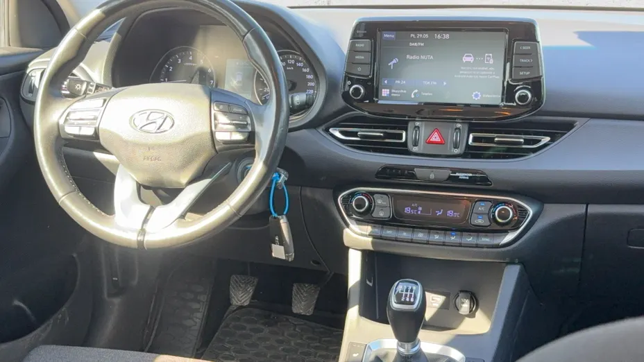 HYUNDAI i30 i30 1.5 T-GDI 48V Smart