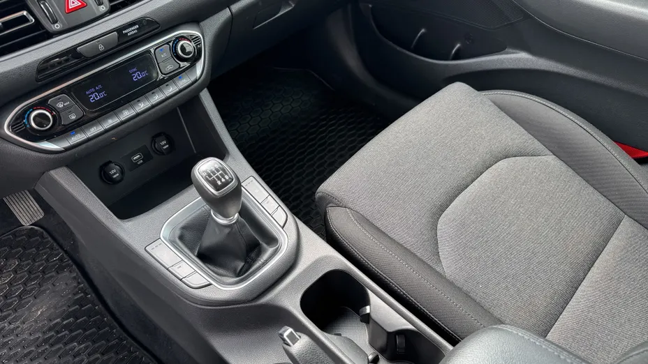HYUNDAI i30 i30 1.5 DPI Smart