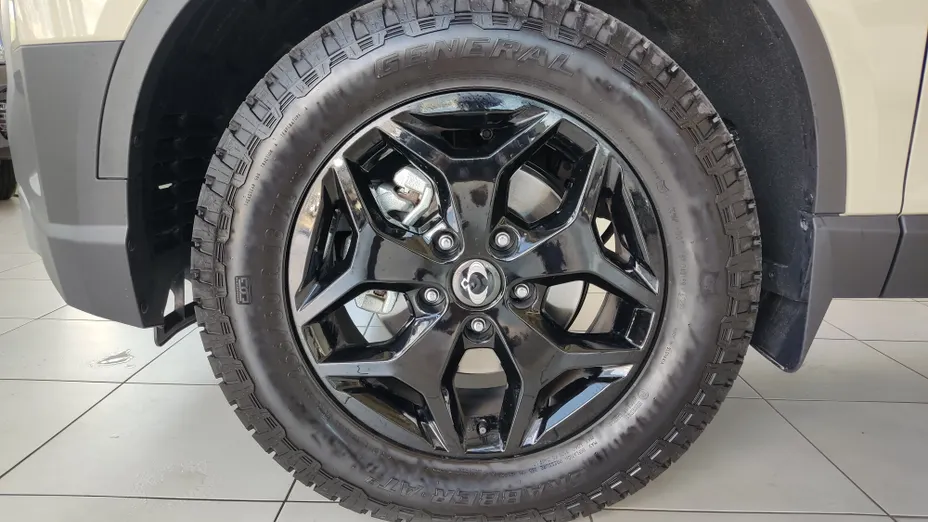 KGM / SSANGYONG Musso Musso Grand 2.2 e-XDi Wild 4WD aut