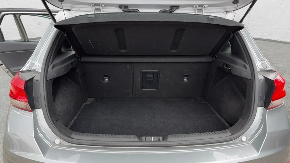 HYUNDAI i30 i30 1.5 DPI Smart