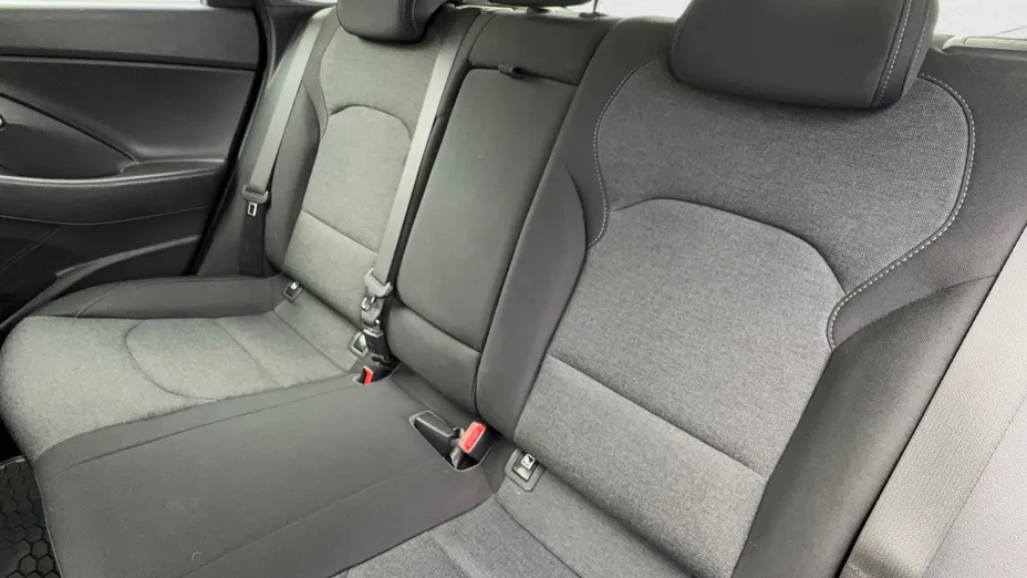 HYUNDAI i30 i30 1.5 DPI Smart