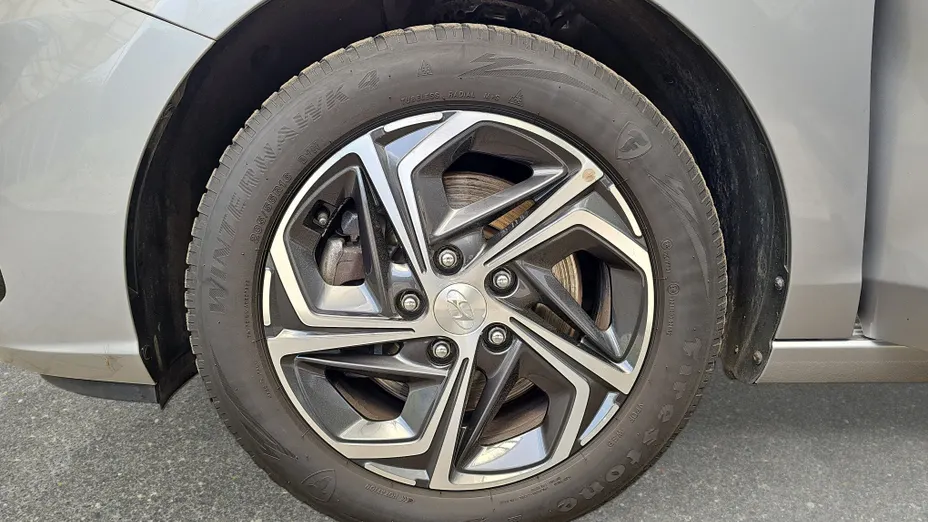HYUNDAI i30 i30 1.5 DPI Smart
