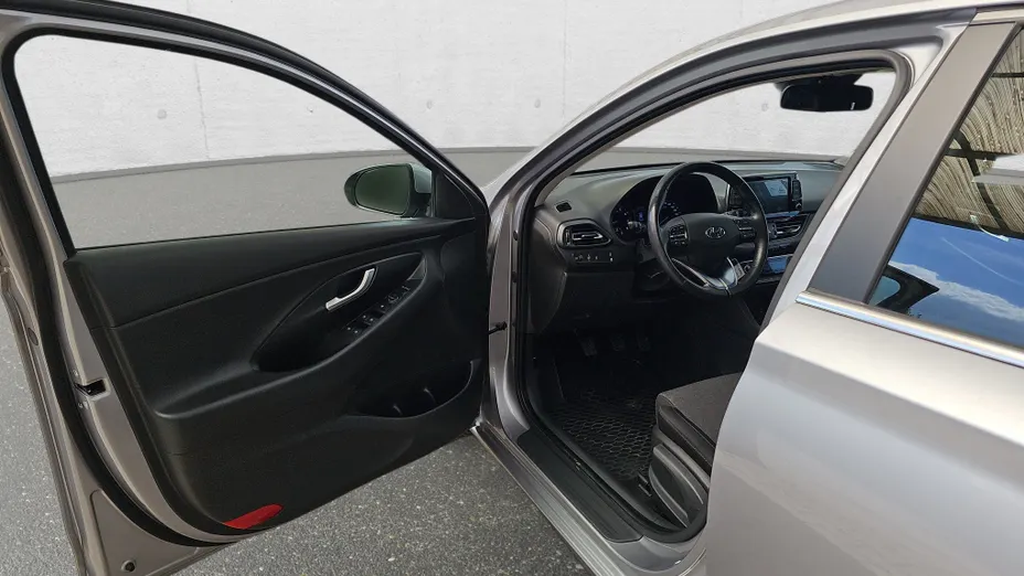 HYUNDAI i30 i30 1.5 DPI Smart