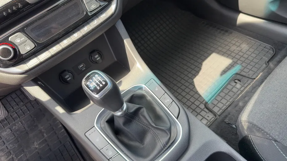 HYUNDAI i30 i30 1.5 DPI Smart