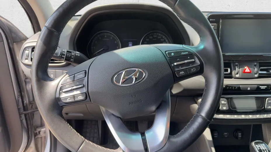 HYUNDAI i30 i30 1.5 DPI Smart