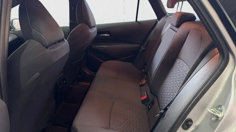 TOYOTA Corolla Corolla 2.0 Hybrid Comfort