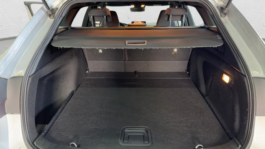 TOYOTA Corolla Corolla 2.0 Hybrid Comfort