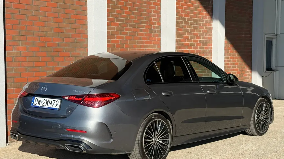 MERCEDES-BENZ C Klasa C 220 d mHEV 4-Matic AMG