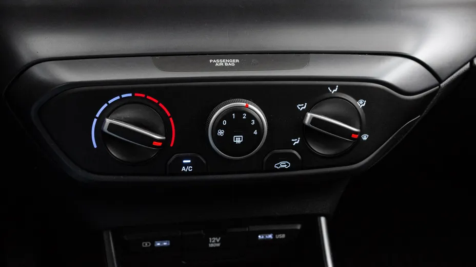 HYUNDAI i20 i20 1.2 Pure