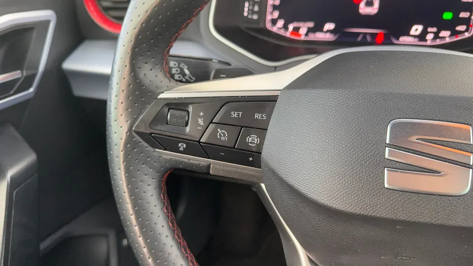 SEAT Arona Arona 1.0 TSI FR S&S DSG