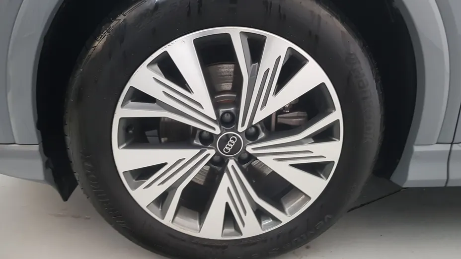 AUDI Q4 Q4 e-tron 35 52kWh Advanced