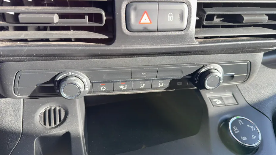 PEUGEOT Partner Van Partner 1.5 BlueHDi L2 S&S Grip