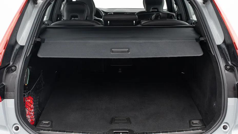 VOLVO XC60 XC60 B4 B Plus Dark aut