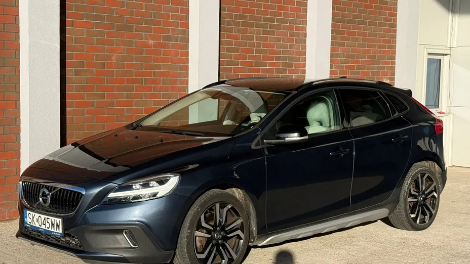 VOLVO V40 Cross Country V40 CC D3 Drive-E Momentum aut
