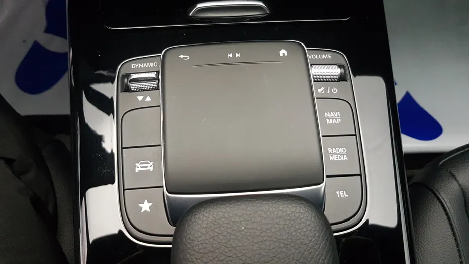 MERCEDES-BENZ A Klasa A 180 Style 7G-DCT