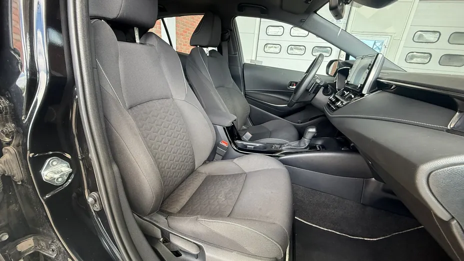 TOYOTA Corolla Corolla 2.0 Hybrid Comfort
