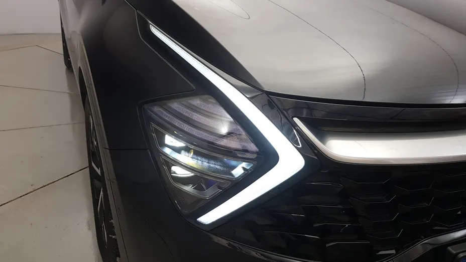 KIA Sportage Sportage 1.6 T-GDI HEV Business Line 4WD aut