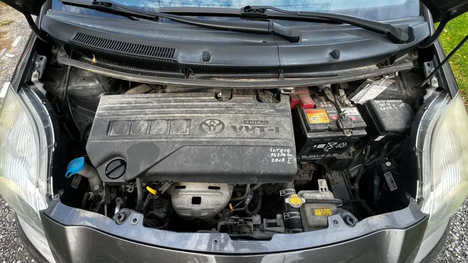 TOYOTA Yaris Yaris 1.33 Terra
