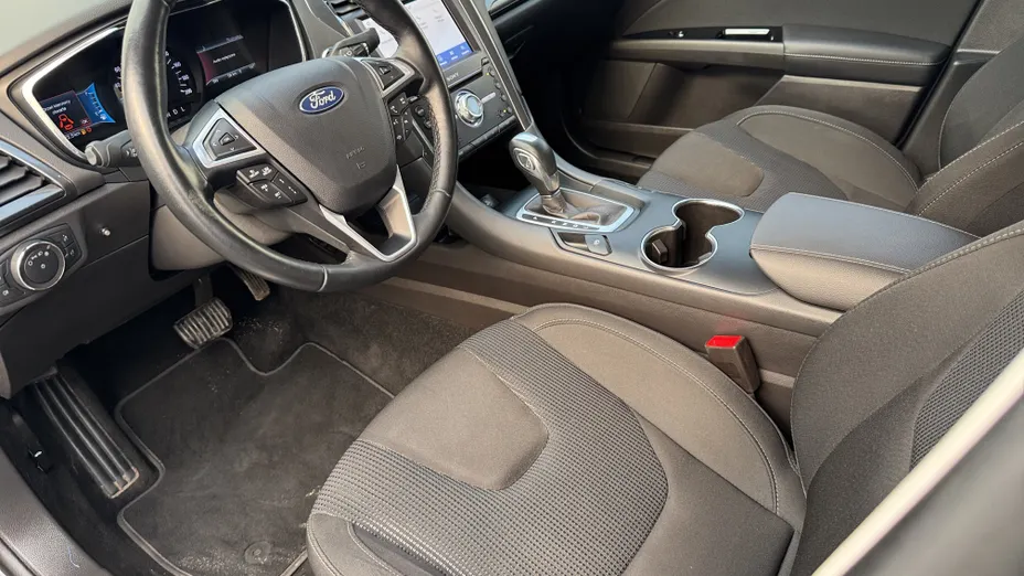FORD Mondeo Mondeo 2.0 Hybrid Titanium