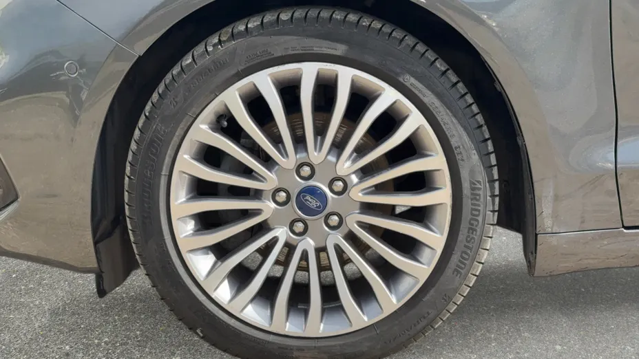 FORD Mondeo Mondeo 2.0 Hybrid Titanium