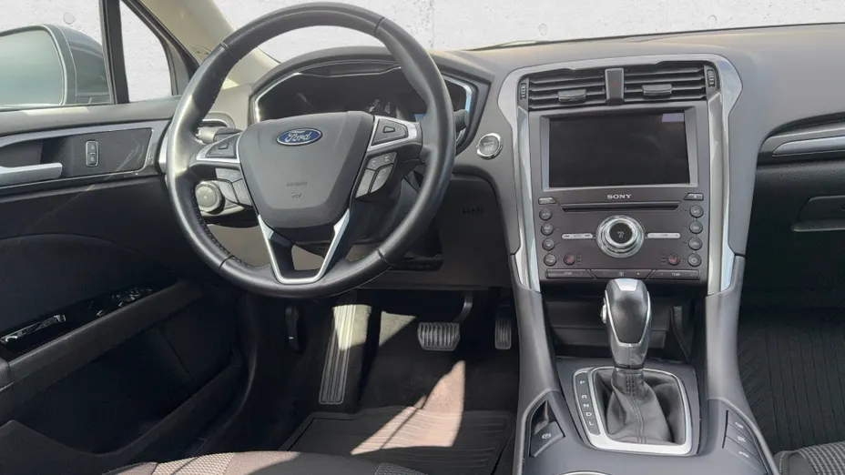 FORD Mondeo Mondeo 2.0 Hybrid Titanium