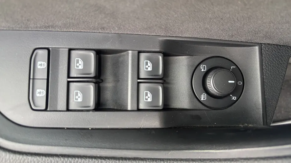 SKODA Superb Superb 2.0 TDI SCR 4x4 Sportline DSG