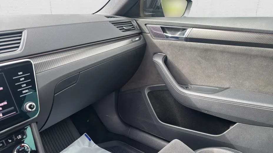 SKODA Superb Superb 2.0 TDI SCR 4x4 Sportline DSG