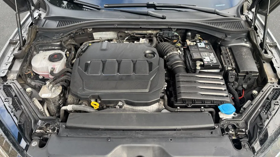 SKODA Superb Superb 2.0 TDI SCR 4x4 Sportline DSG
