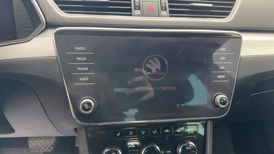 SKODA Superb Superb 2.0 TSI Ambition DSG