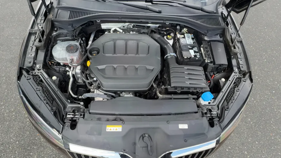 SKODA Superb Superb 2.0 TSI Ambition DSG