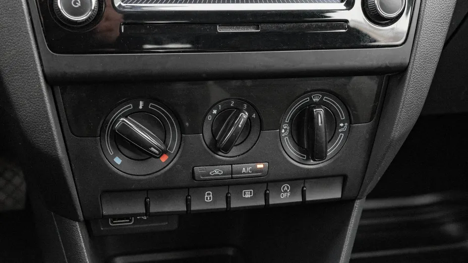 SKODA Rapid Rapid Spb. 1.0 TSI Ambition