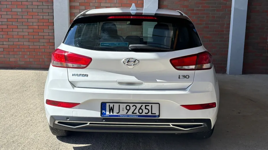 HYUNDAI i30 i30 1.0 T-GDI Modern