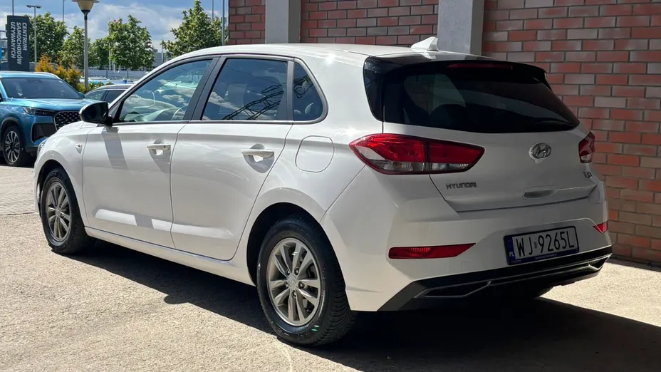 HYUNDAI i30 i30 1.0 T-GDI Modern