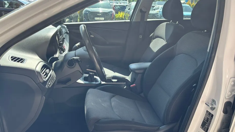 HYUNDAI i30 i30 1.0 T-GDI Modern
