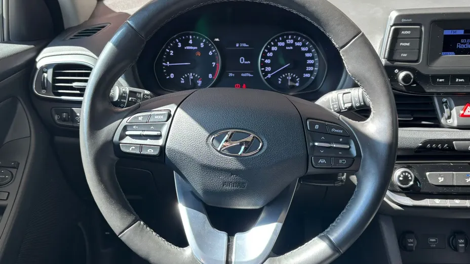 HYUNDAI i30 i30 1.0 T-GDI Modern