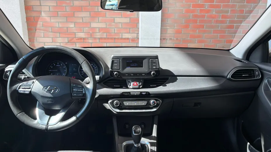 HYUNDAI i30 i30 1.0 T-GDI Modern