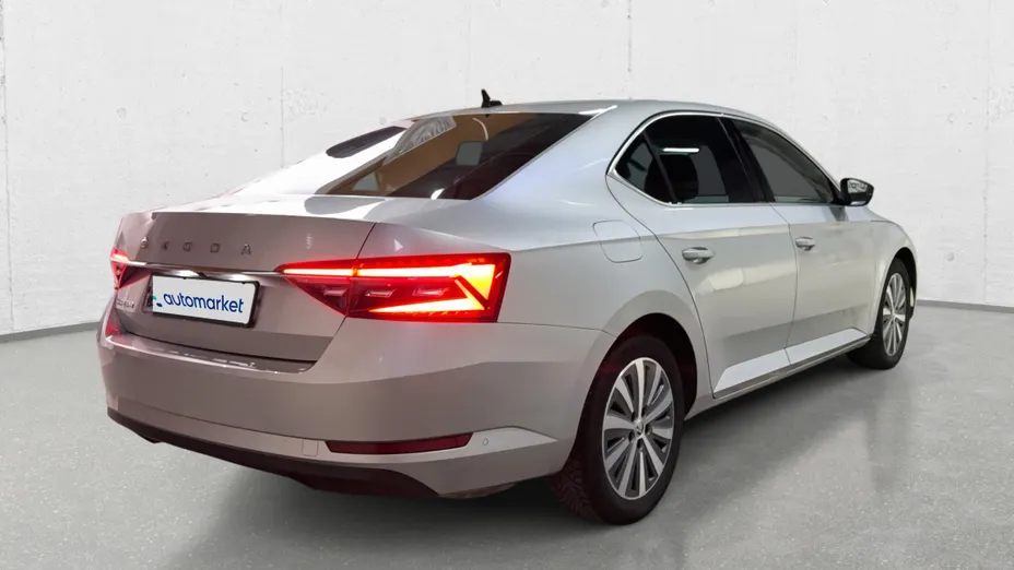 SKODA Superb Superb 2.0 TSI Style DSG