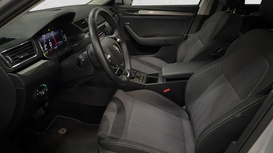 SKODA Superb Superb 2.0 TSI Style DSG