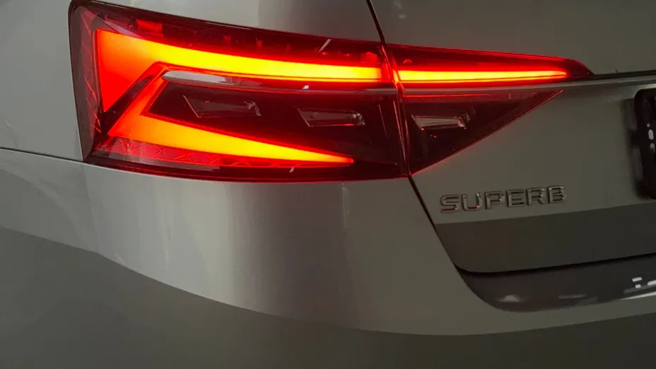 SKODA Superb Superb 2.0 TSI Style DSG