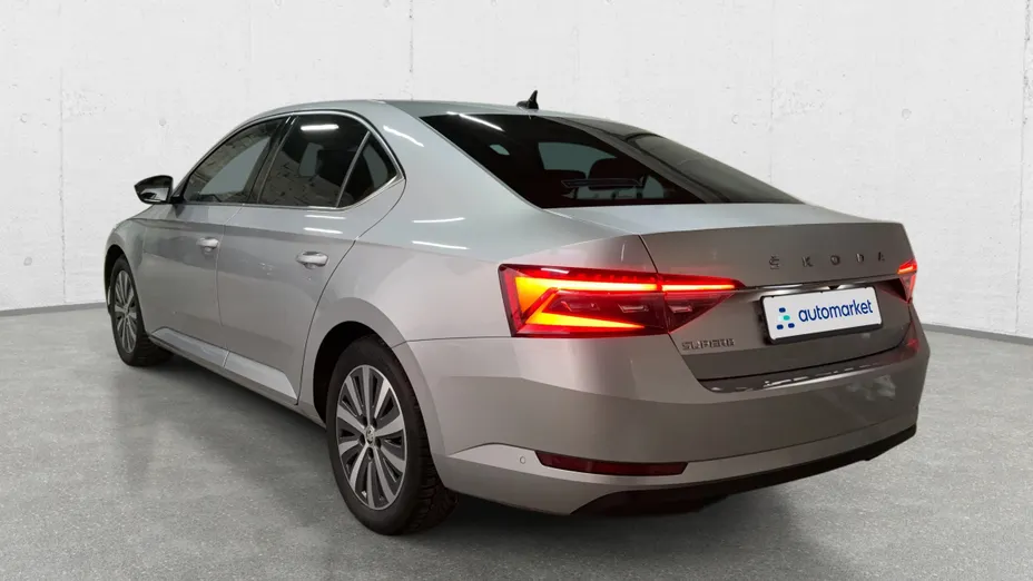 SKODA Superb Superb 2.0 TSI Style DSG