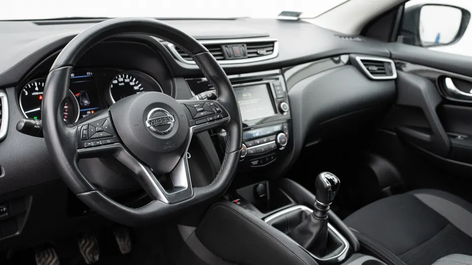 NISSAN Qashqai Qashqai 1.3 DIG-T Acenta