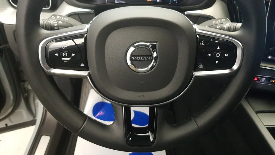 VOLVO XC60 XC60 B4 B Plus Dark aut