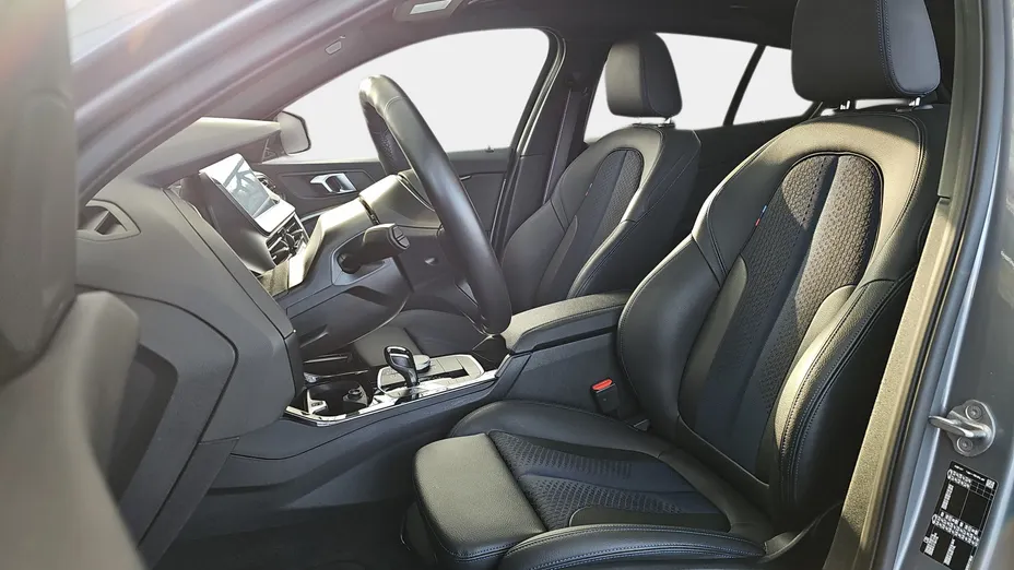 BMW Seria 1 118i M Sport aut