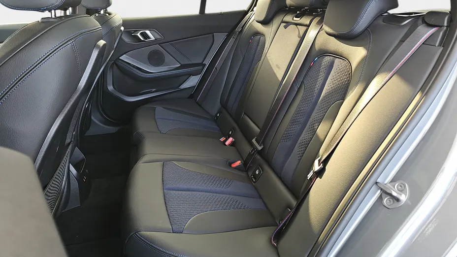 BMW Seria 1 118i M Sport aut