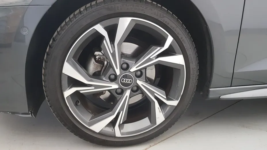 AUDI A3 A3 35 TFSI mHEV S Line S tronic