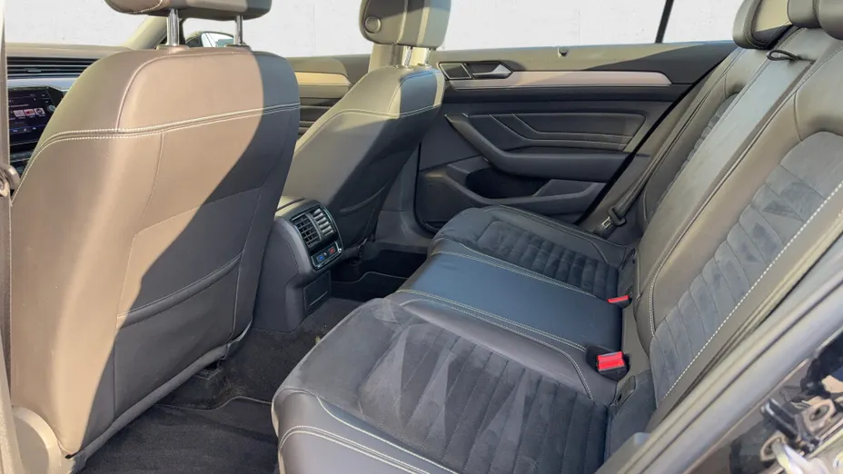 VOLKSWAGEN Passat Passat 2.0 TDI Elegance DSG