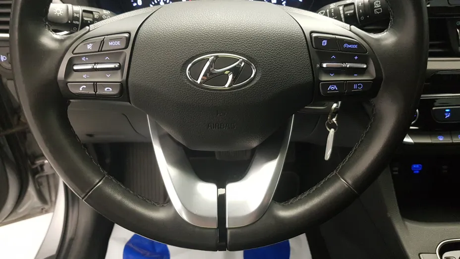 HYUNDAI i30 i30 1.0 T-GDI Classic + DCT