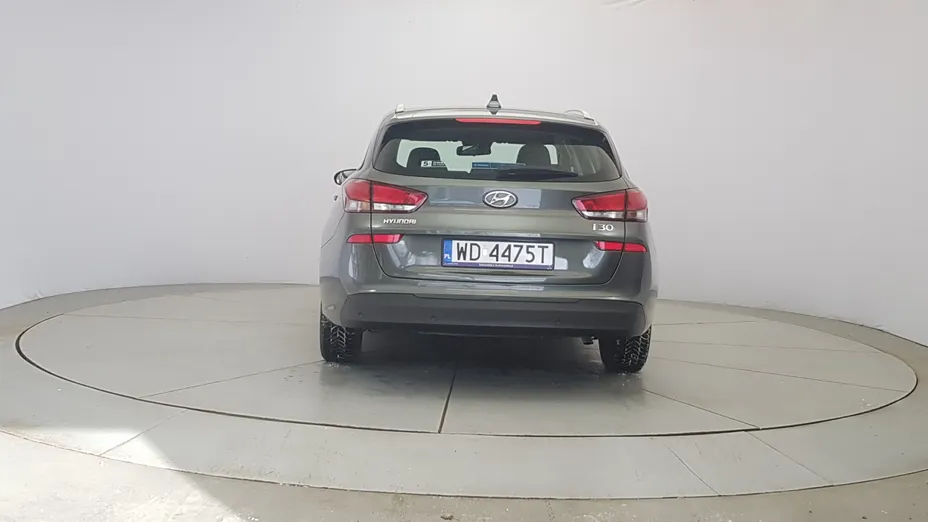 HYUNDAI i30 i30 1.0 T-GDI Classic + DCT