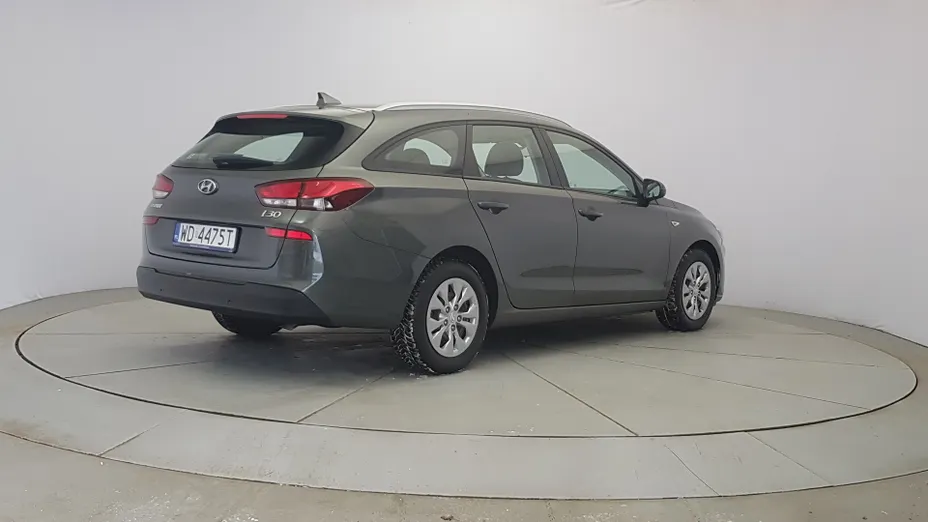 HYUNDAI i30 i30 1.0 T-GDI Classic + DCT