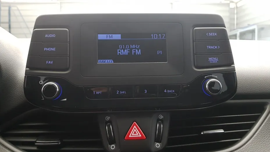 HYUNDAI i30 i30 1.0 T-GDI Classic + DCT